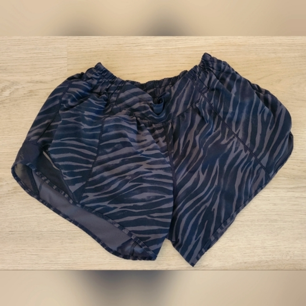 Lululemon shorts size 8
